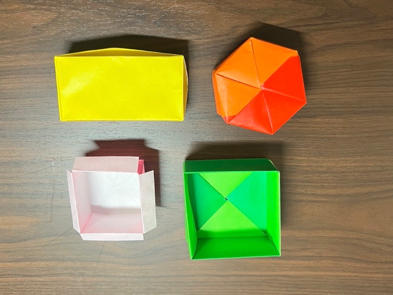 折り紙の箱の形