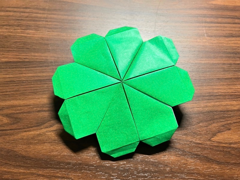 折り紙のクローバー（4枚）
