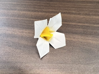 折り紙の水仙（折り方）