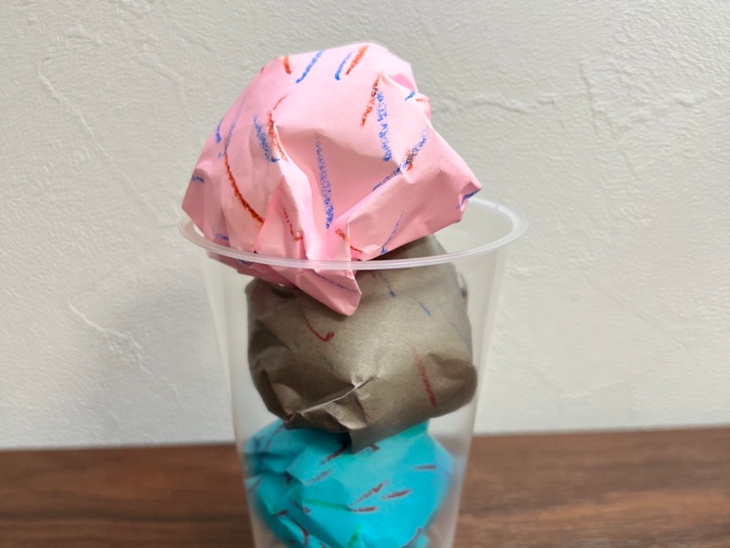 折り紙のアイスクリーム（カップ）