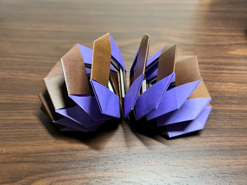 折り紙で簡単に遊べるおもちゃ（スリンキー）作り方は6Step