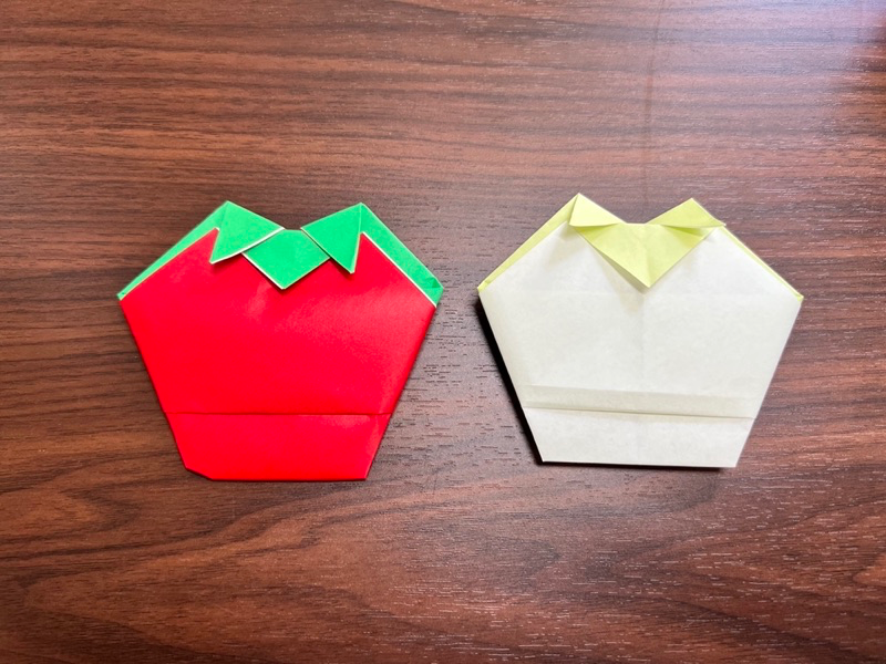 折り紙のいちご（平面）