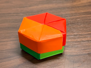 折り紙の箱（六角形）